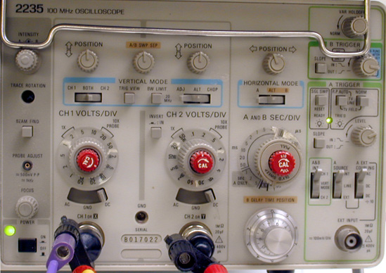 settings on a oscilloscope panel