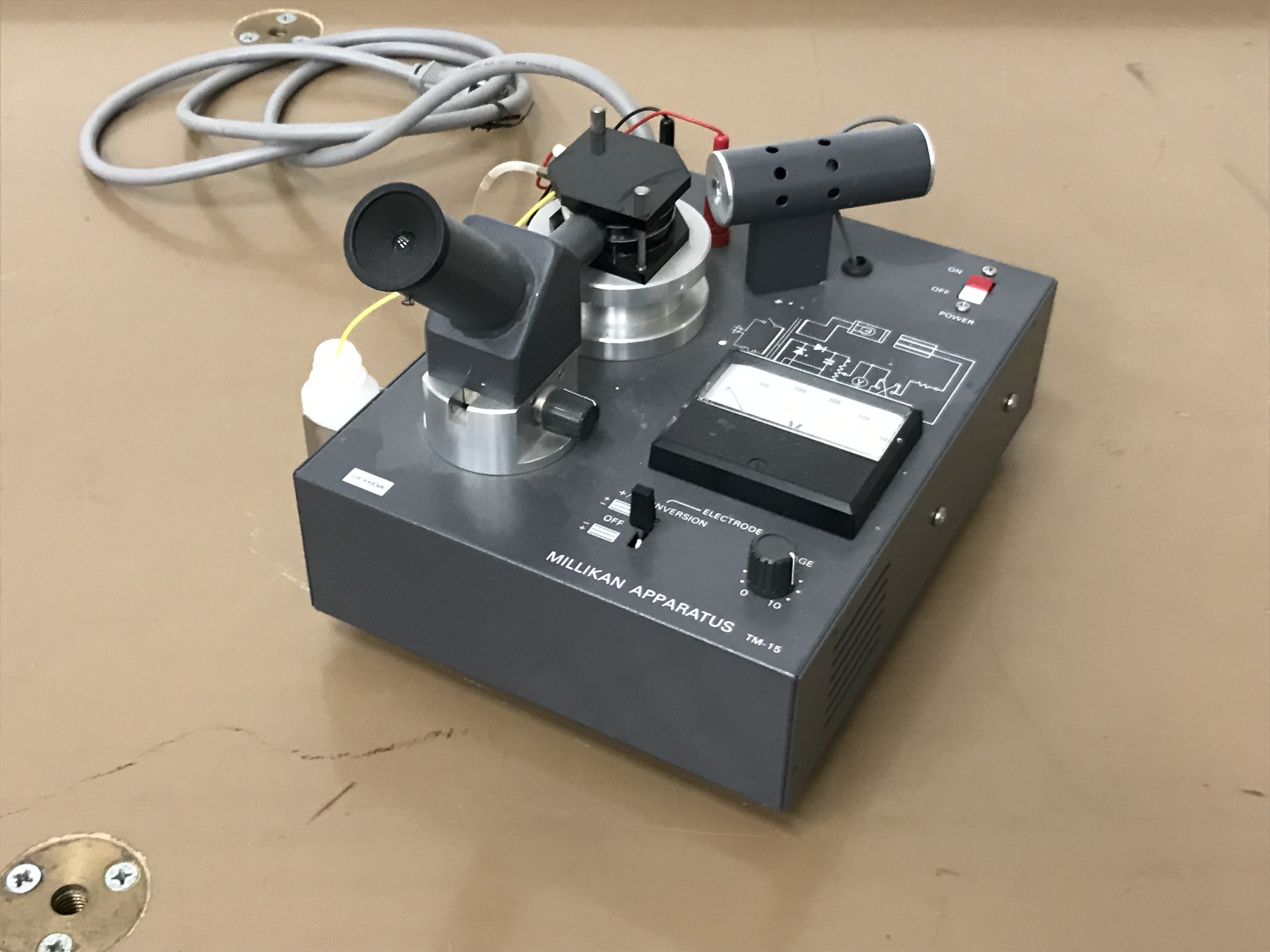 CENCO Millikan Oil Drop Apparatus from Uchida