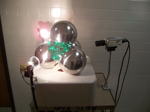 orbs in a demo about fractals