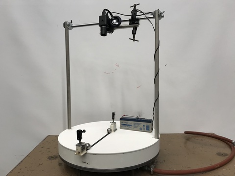 Camera looking down on a rotating platform - 1E30.28a.JPG