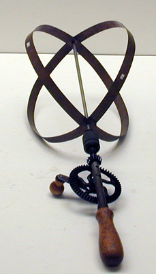 'Egg beater' apparatus