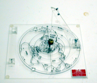 Coreolis Apparatus for Overhead Projector - 1e30.28b.jpg
