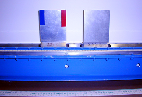 Air track with cars, metal plates