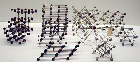 14 Bravais Lattice Models