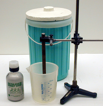 dewar flask, mercury container, plastic beaker, stand