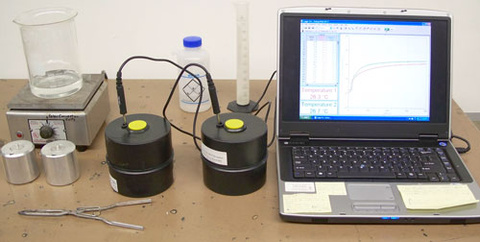 2 calorimeters and computer interface with thermometers in channels A and B