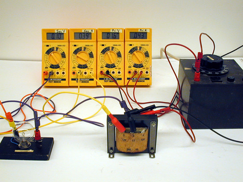 Multimeters (4), 24 Volt 8 Amp transformer