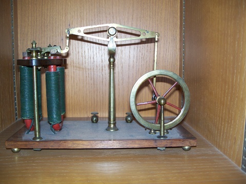 Antique "Waking Beam" Motor