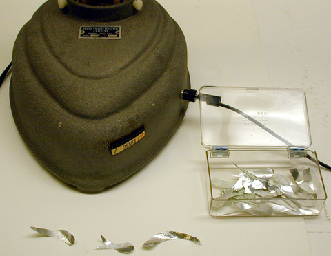 Van de Graaff Generator, Aluminum Foil Rockets