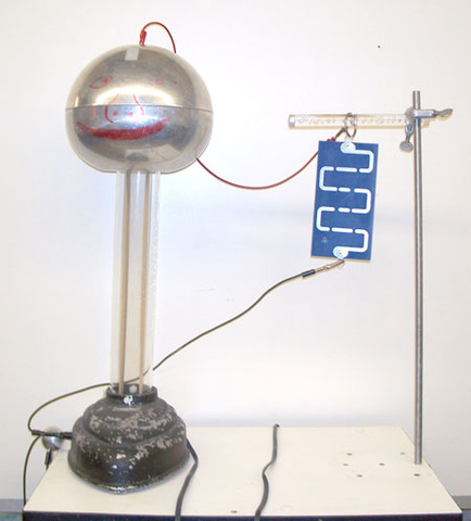 Lightening Plate, Van de Graaff Generator