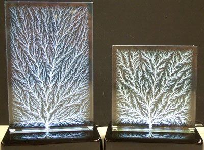 Lichtenberg figure with lighted base
