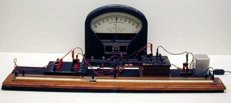 Wheatstone Bridge Demo Unit