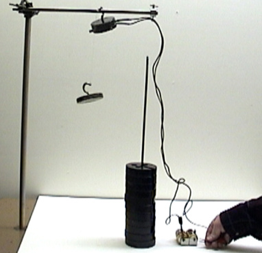 Small Electromagnet, 3 V battery system, 15 kilograms of weight