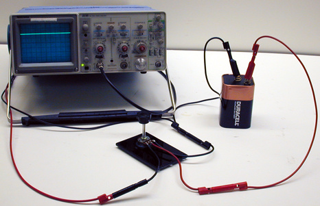 Oscilloscope, Potentiometer, Battery 