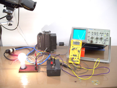 DC vs. AC Voltages Demo