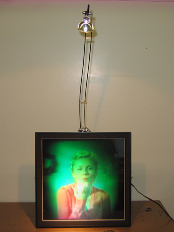 The Kiss Hologram Display