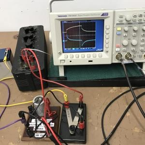 Simultaneous Voltage and Current Charging Curves Demo