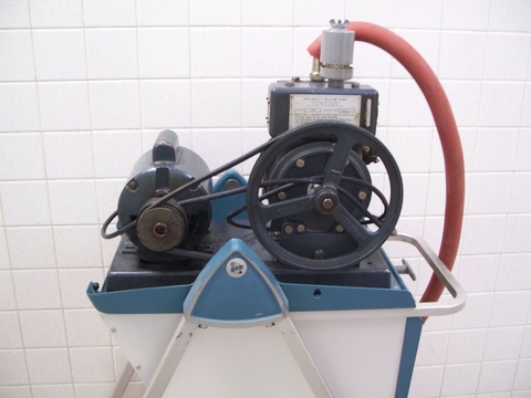 Duo-Seal Vacuum Pump